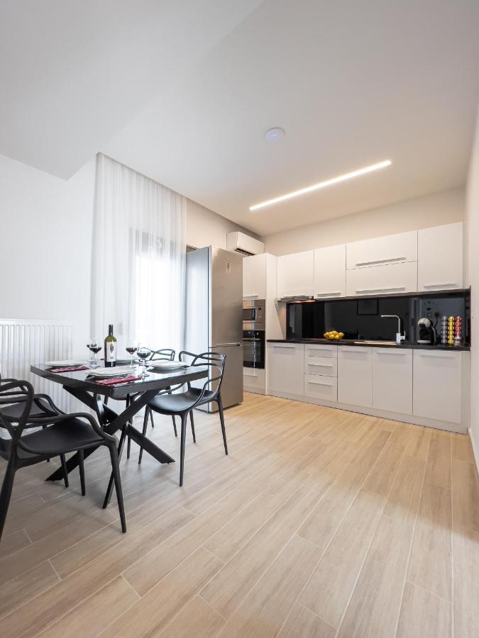 Apartment Palace *